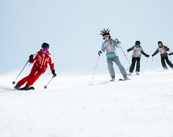 TEEN GROUP SKI LESSONS