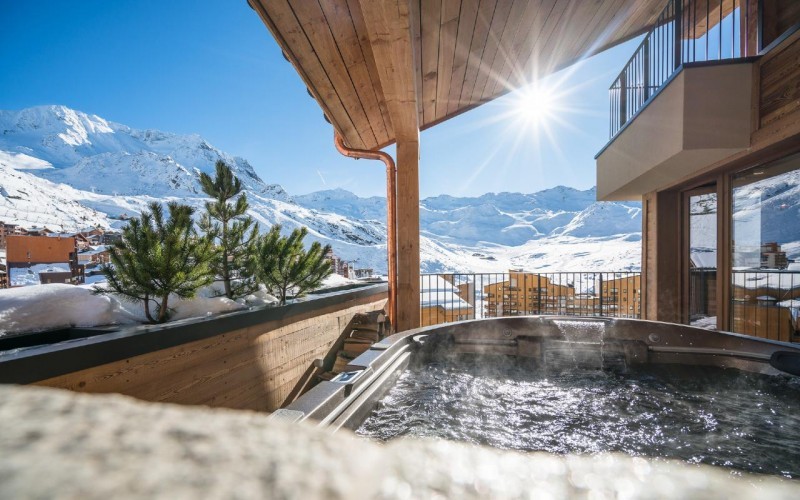 HOTELS & RESIDENCES WITH SPA