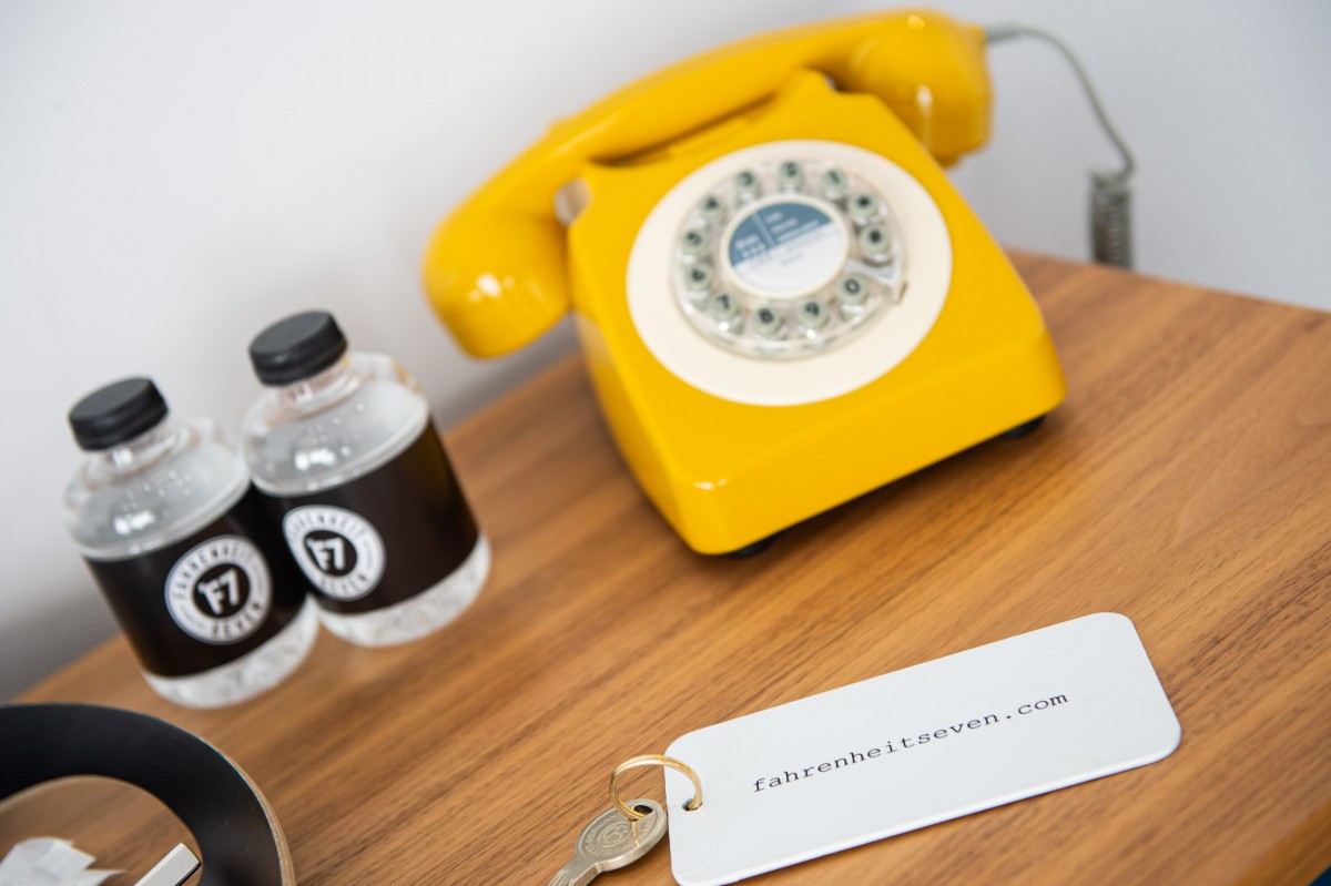 °F7 room decoration PHONE °F7 room decoration PHONE