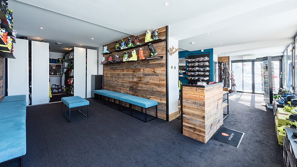 °F7 SKI-BOUTIQUE °F7 SKI-BOUTIQUE