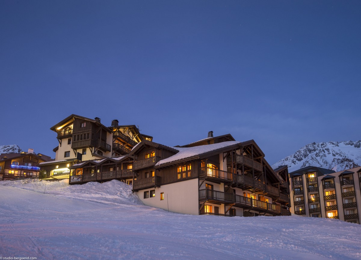 Façade côté piste - ©Studio Bergoend