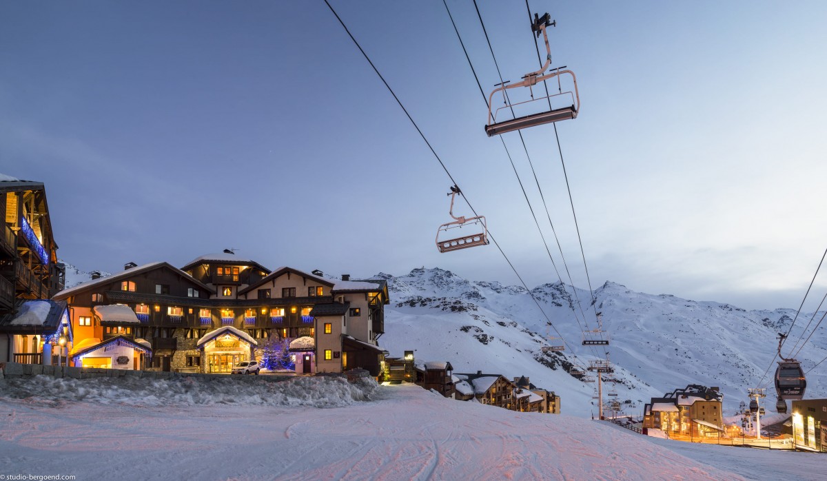 Façade entrée - ©Studio Bergoend