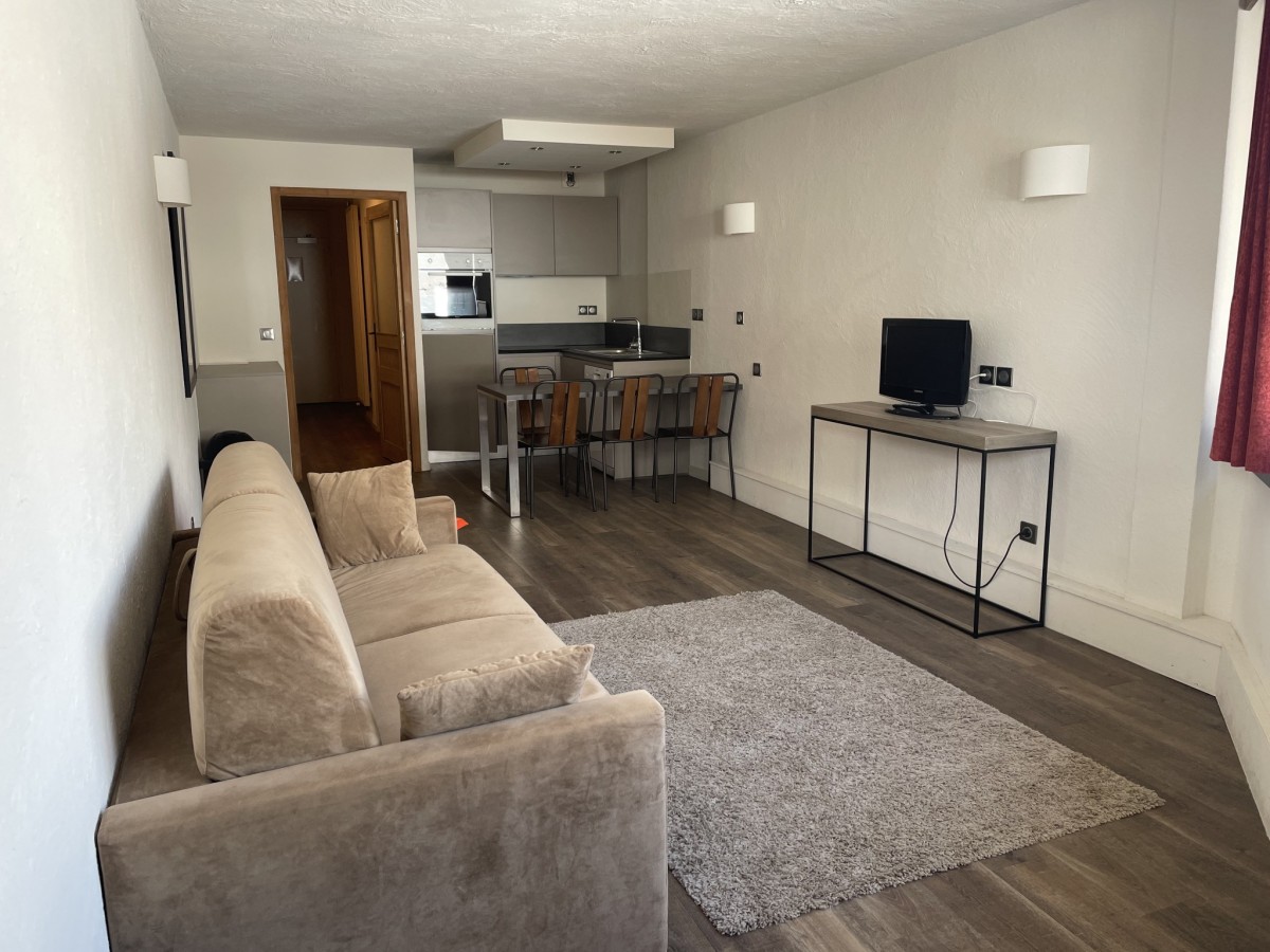 img-0574-30037 img-0574-30037