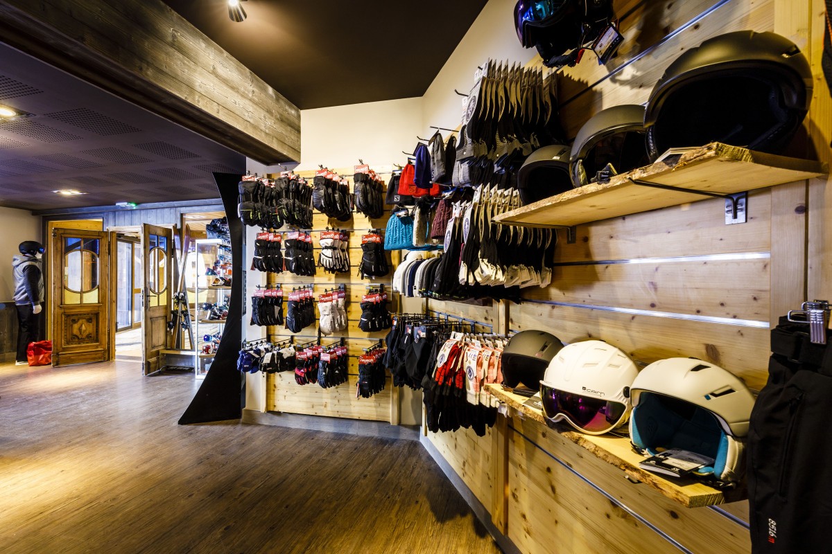 Magasin de ski - ©Studio Bergoend