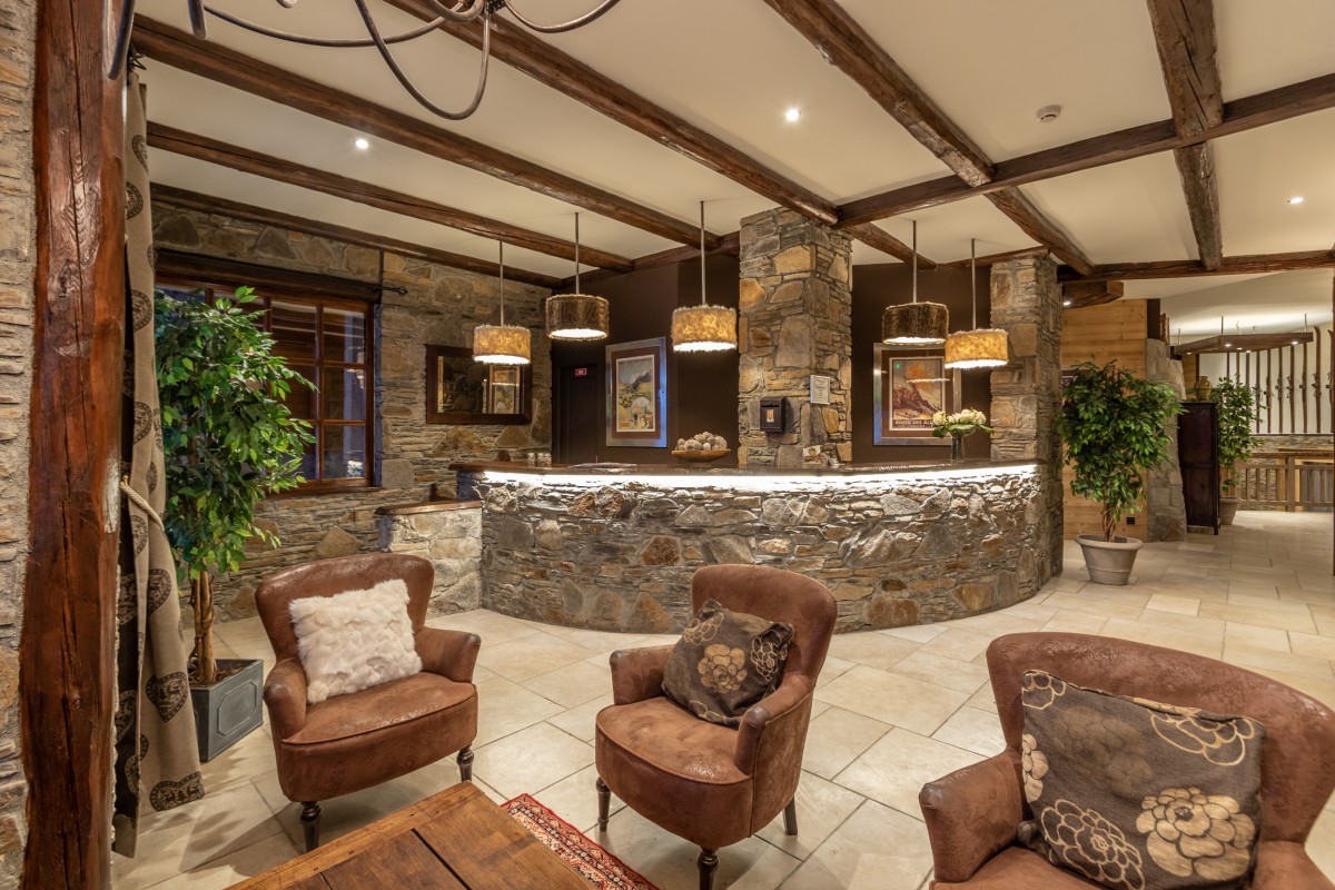 Reception © Val 2400 Reception © Val 2400