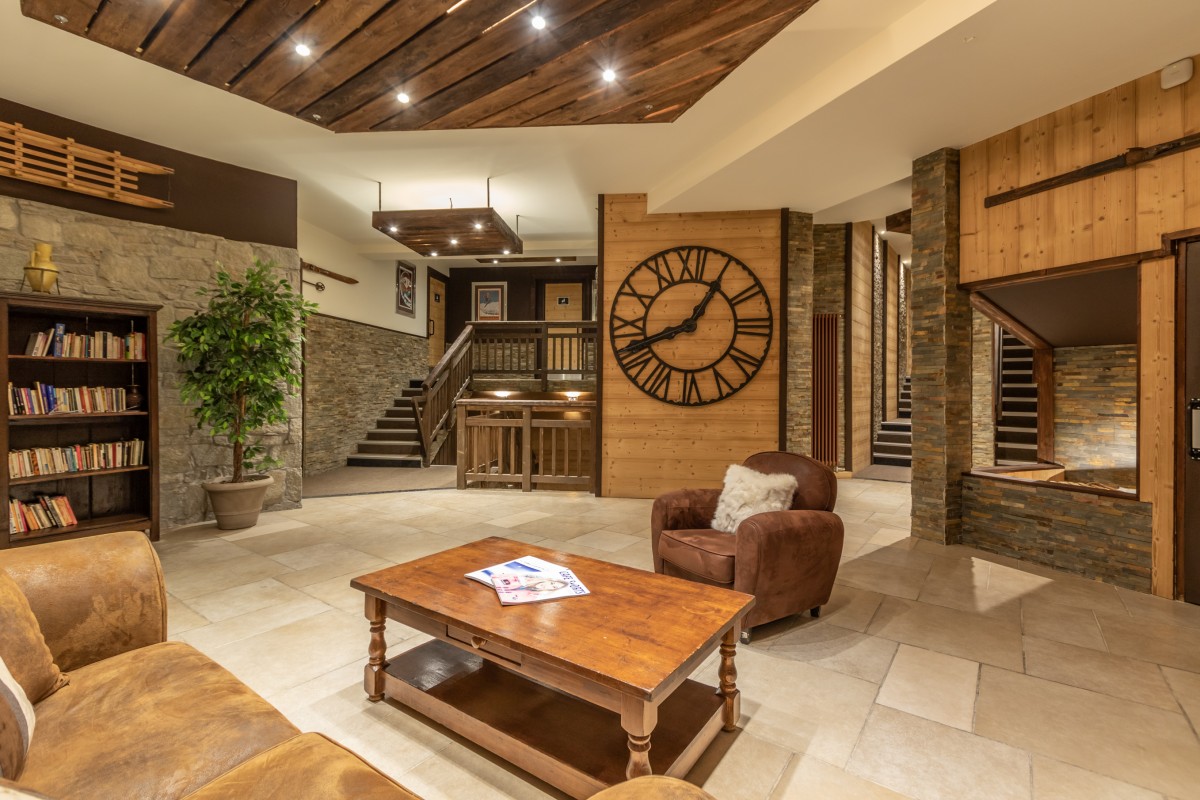 Reception © Val 2400 Reception © Val 2400