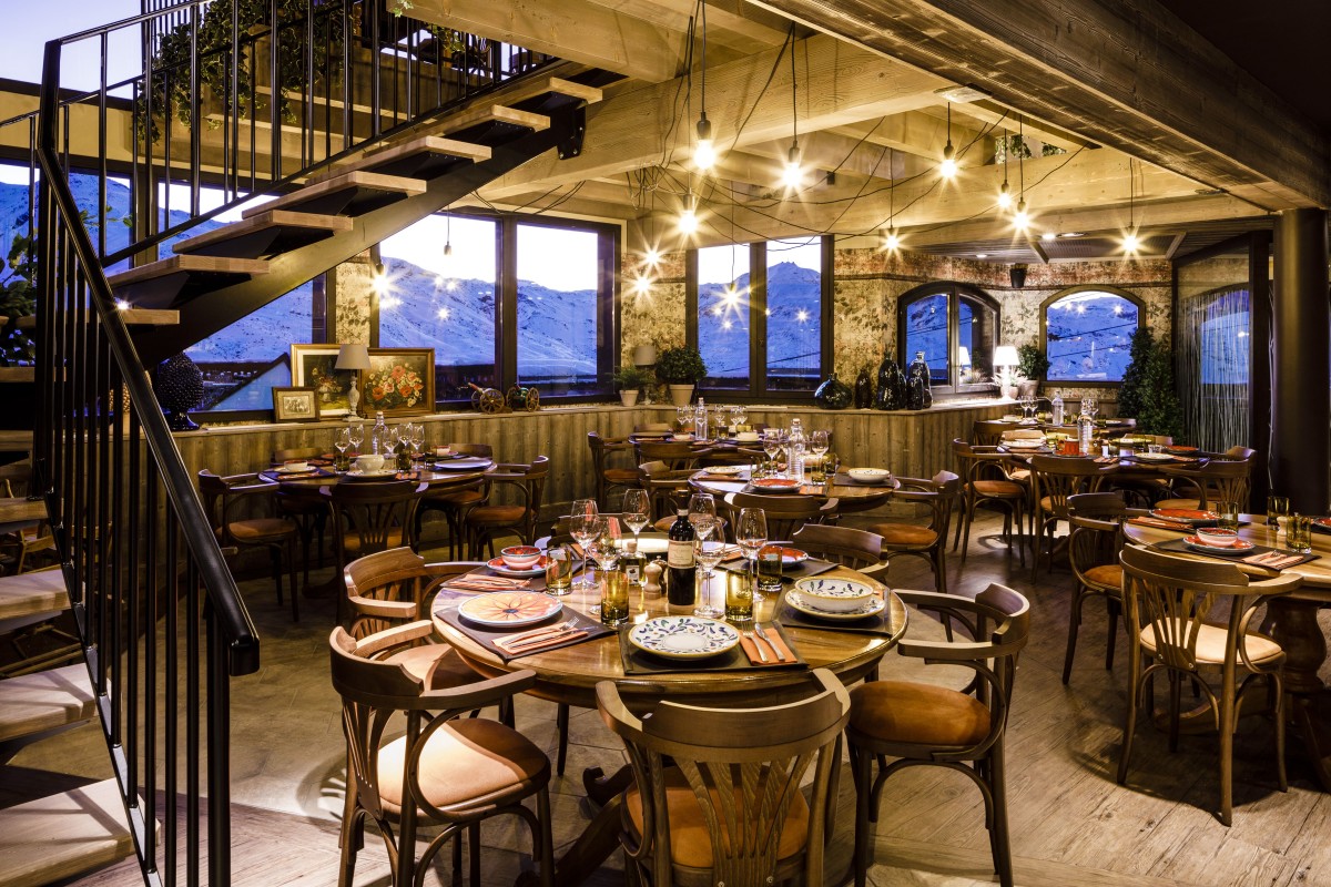 Restaurant - ©Studio Bergoend