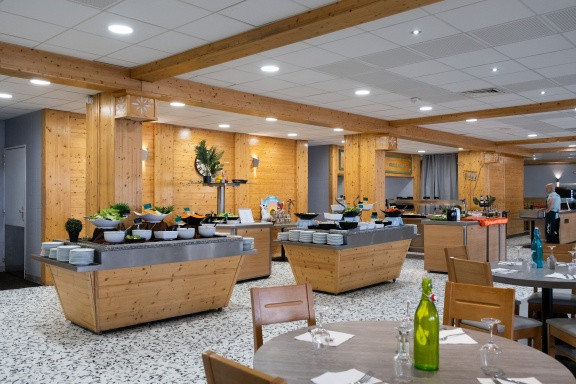 restaurant-buffet-42425 - © Restaurant © MMV Les Arolles restaurant-buffet-42425