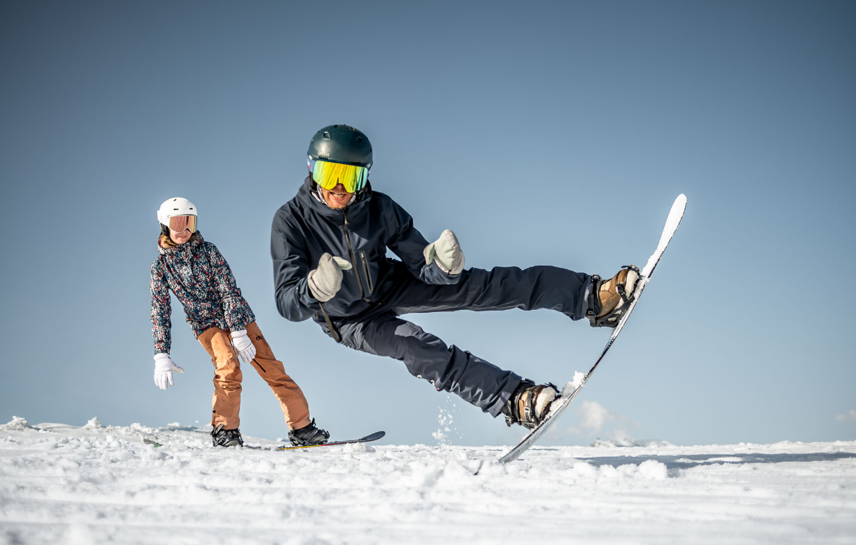 Group snowboard lessons - Adult - from 18 years old