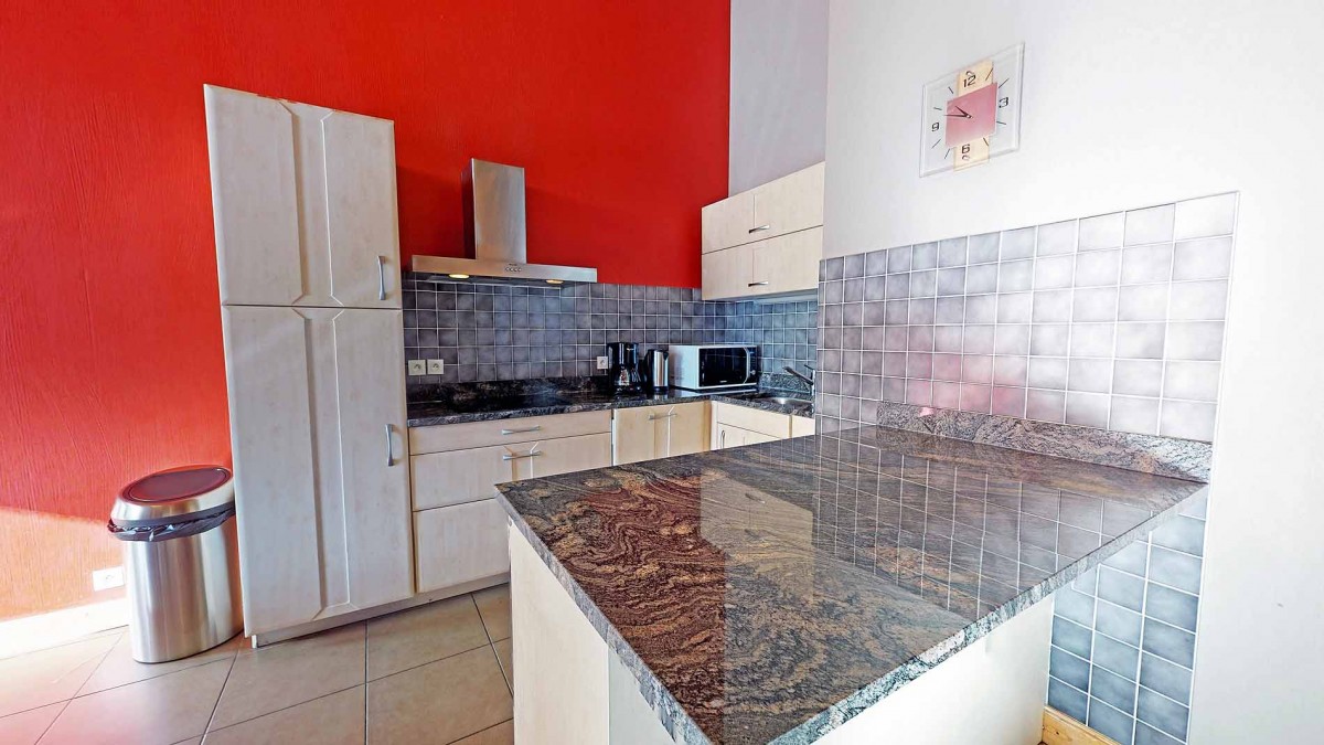 21-606-self-catered-val-thorens-3-386740