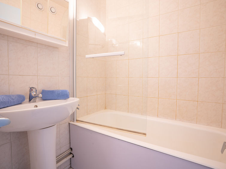 5A56365000C61EED80B8CC37D5A4C064.jpg 5A56365000C61EED80B8CC37D5A4C064.jpg