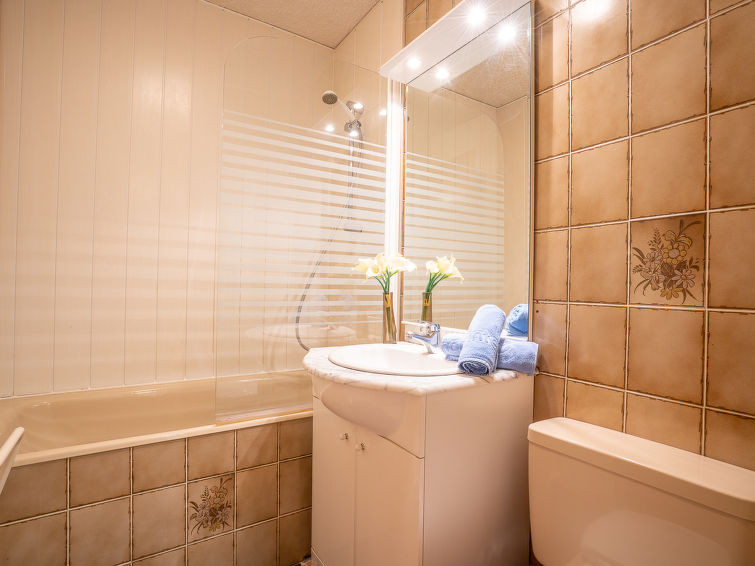 5A56365000C61EED80B8ECD7F8B1E153.jpg 5A56365000C61EED80B8ECD7F8B1E153.jpg