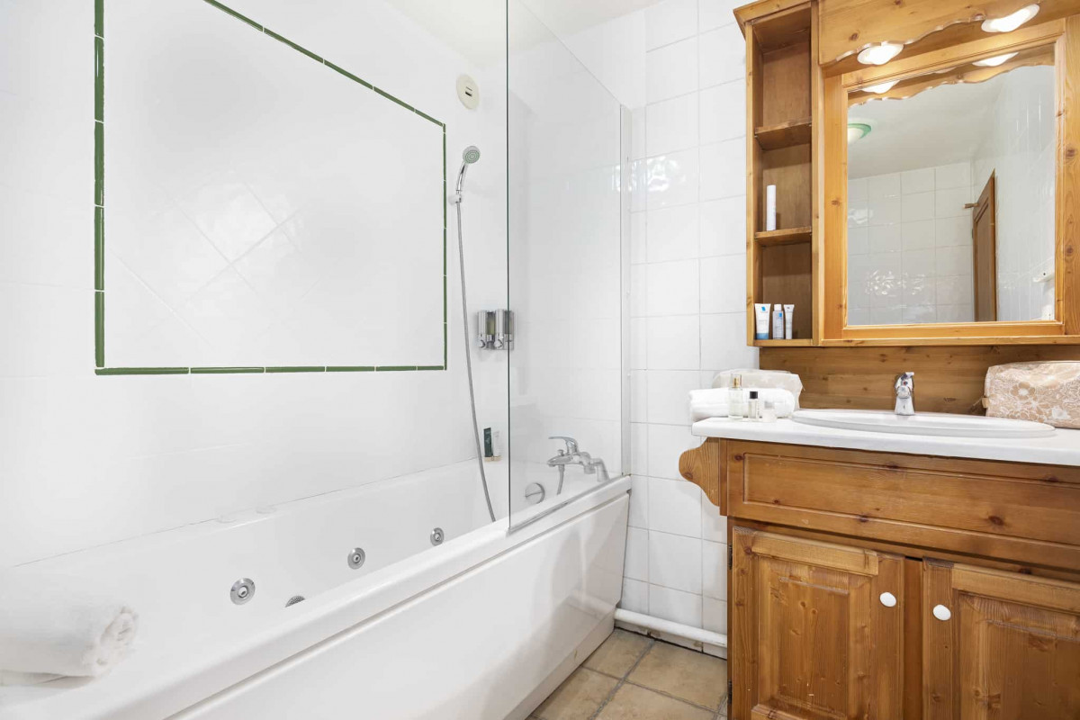 9-bvt-types-appartement-14-16pers-sdb-3678550 9-bvt-types-appartement-14-16pers-sdb-3678550