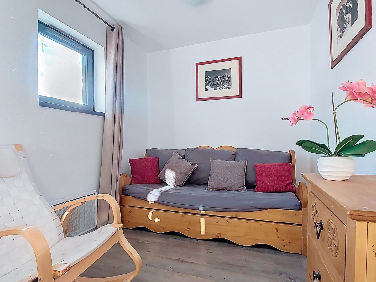 B14C7AEA08111FD0AEB3B68490C294C5.jpg B14C7AEA08111FD0AEB3B68490C294C5.jpg