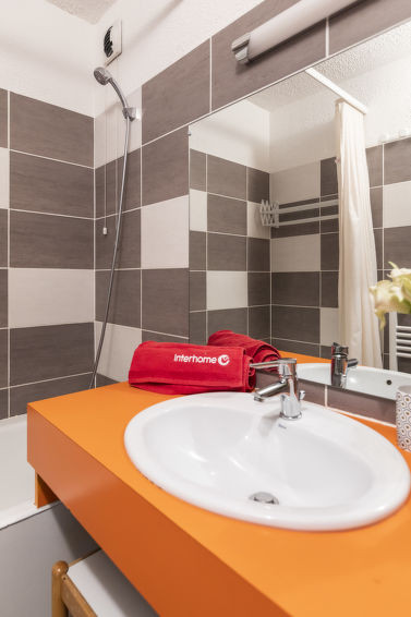 F2D993D001441EECAD84F0F2FFB5C630.jpg F2D993D001441EECAD84F0F2FFB5C630.jpg