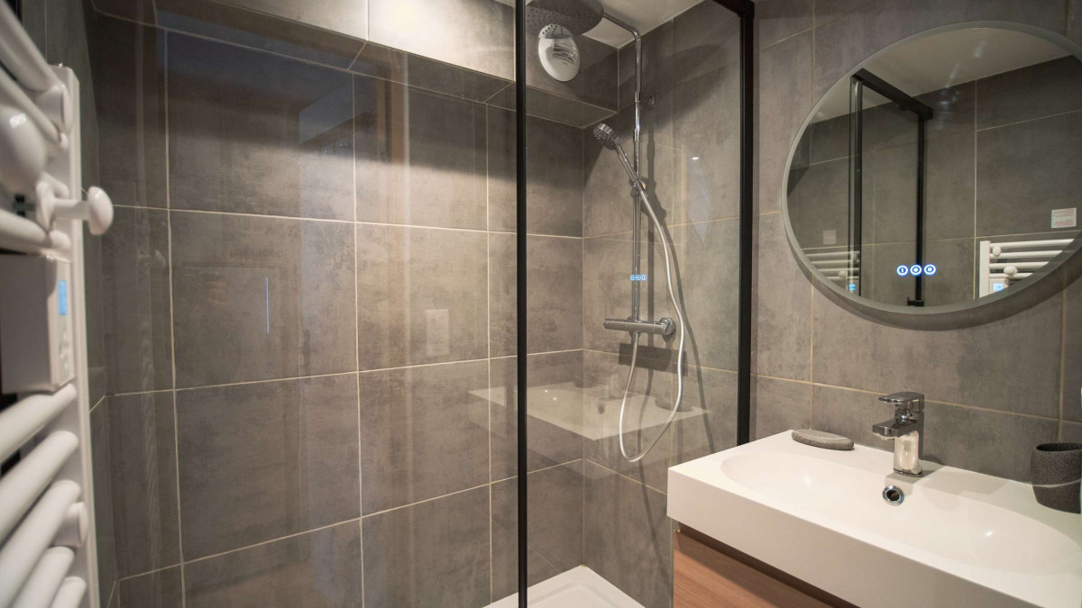 _clients_227344004_photos_322z_18135257