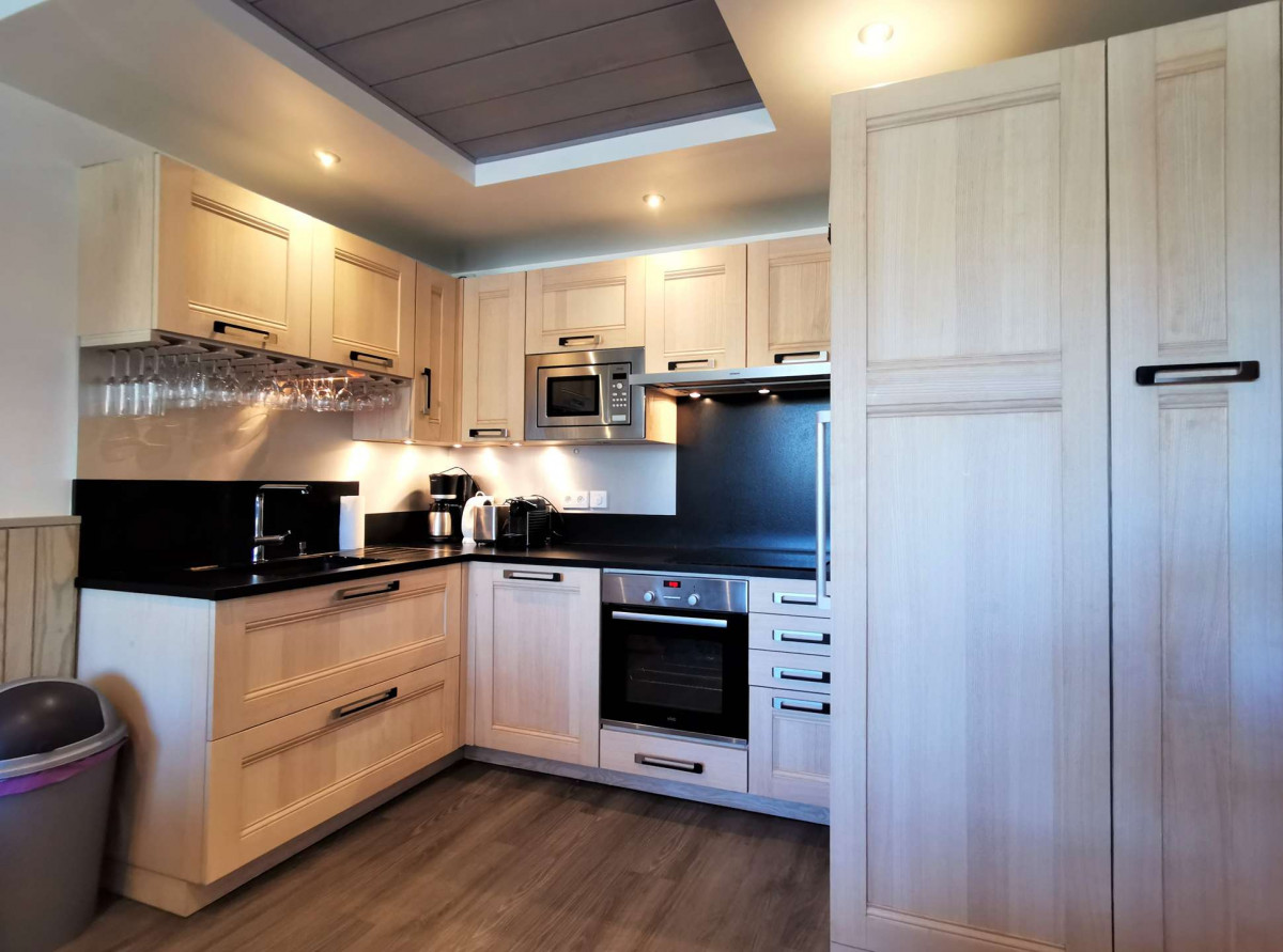 _clients_227360001_photos_126c_16801677 _clients_227360001_photos_126c_16801677