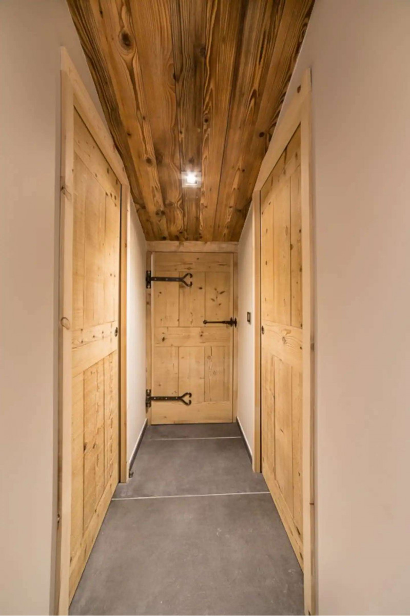 _clients_227360001_photos_13n_16562873