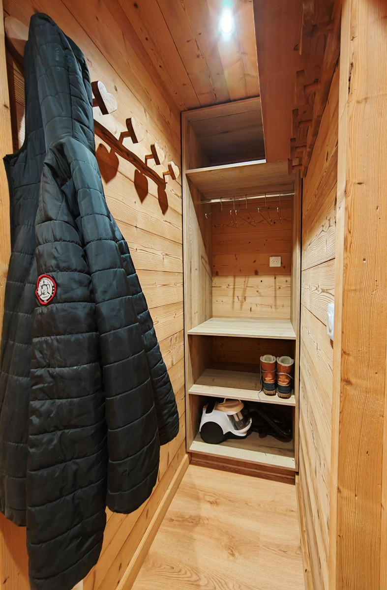 _clients_227360001_photos_156n_16325872