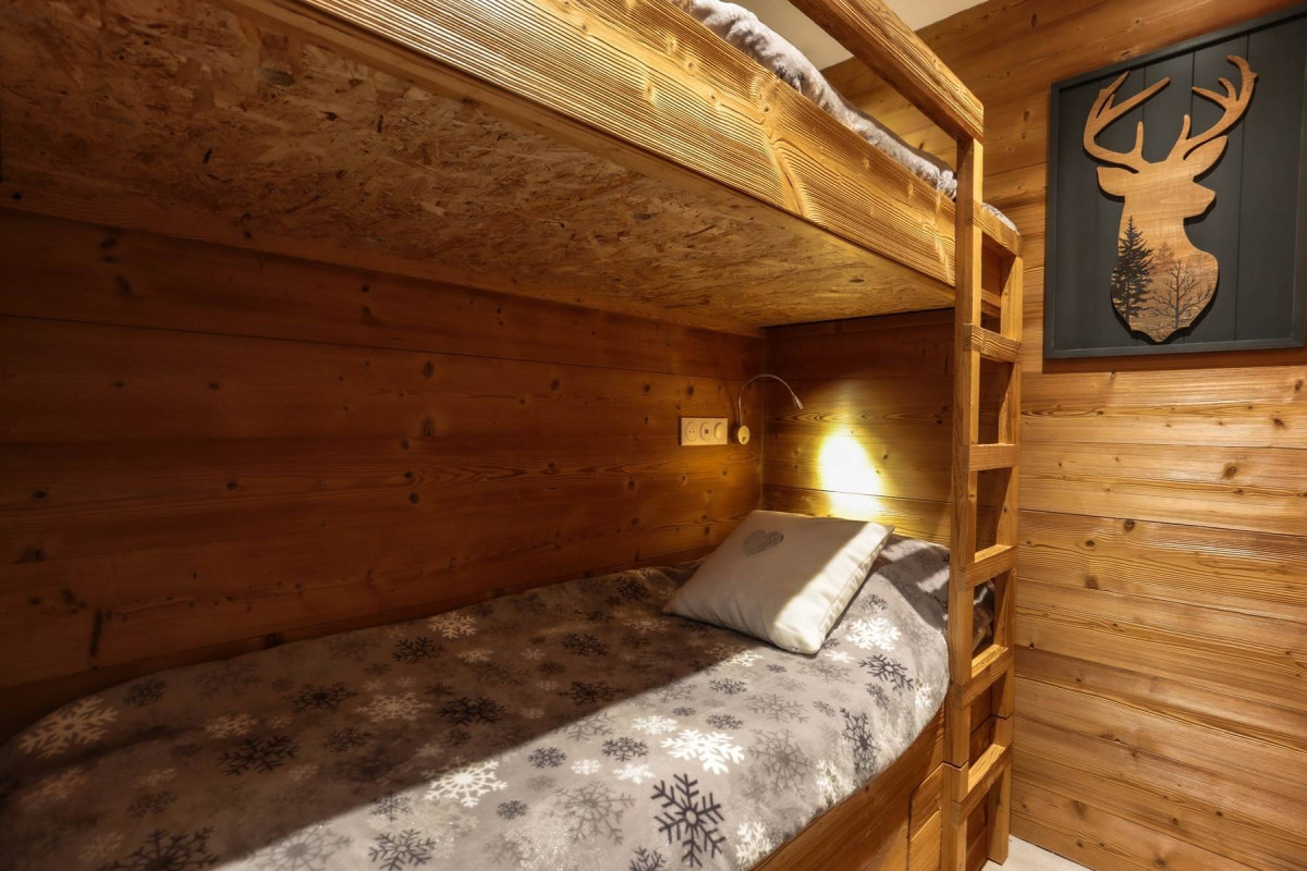 _clients_227360001_photos_33j_16311695