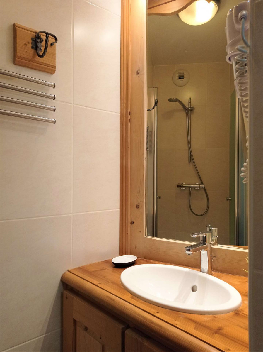 _clients_227360001_photos_49g_17060925