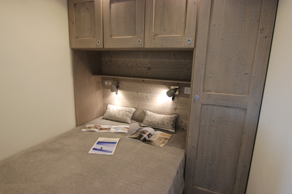 _lv_images__lot_0000041102_09_15994878