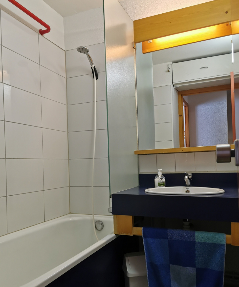 _lv_images__lot_0000090201_03_14893167 _lv_images__lot_0000090201_03_14893167