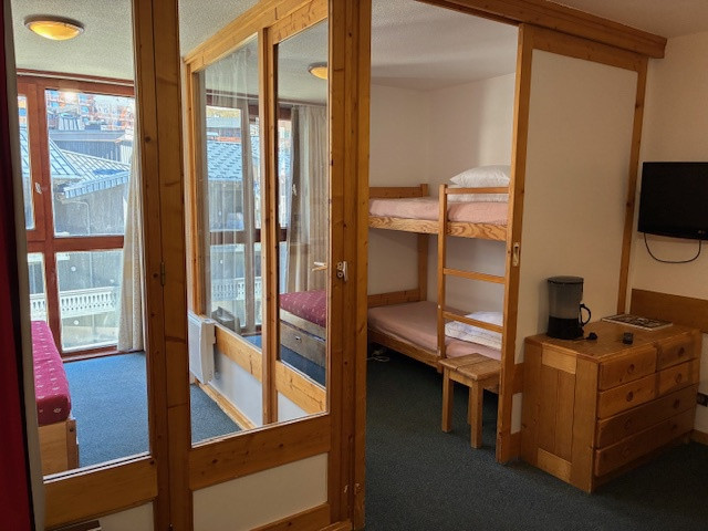 _lv_images__lot_0000090408_08_16864579