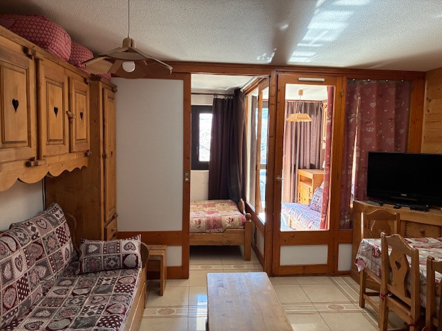 _lv_images__lot_0000090504_01_17572066