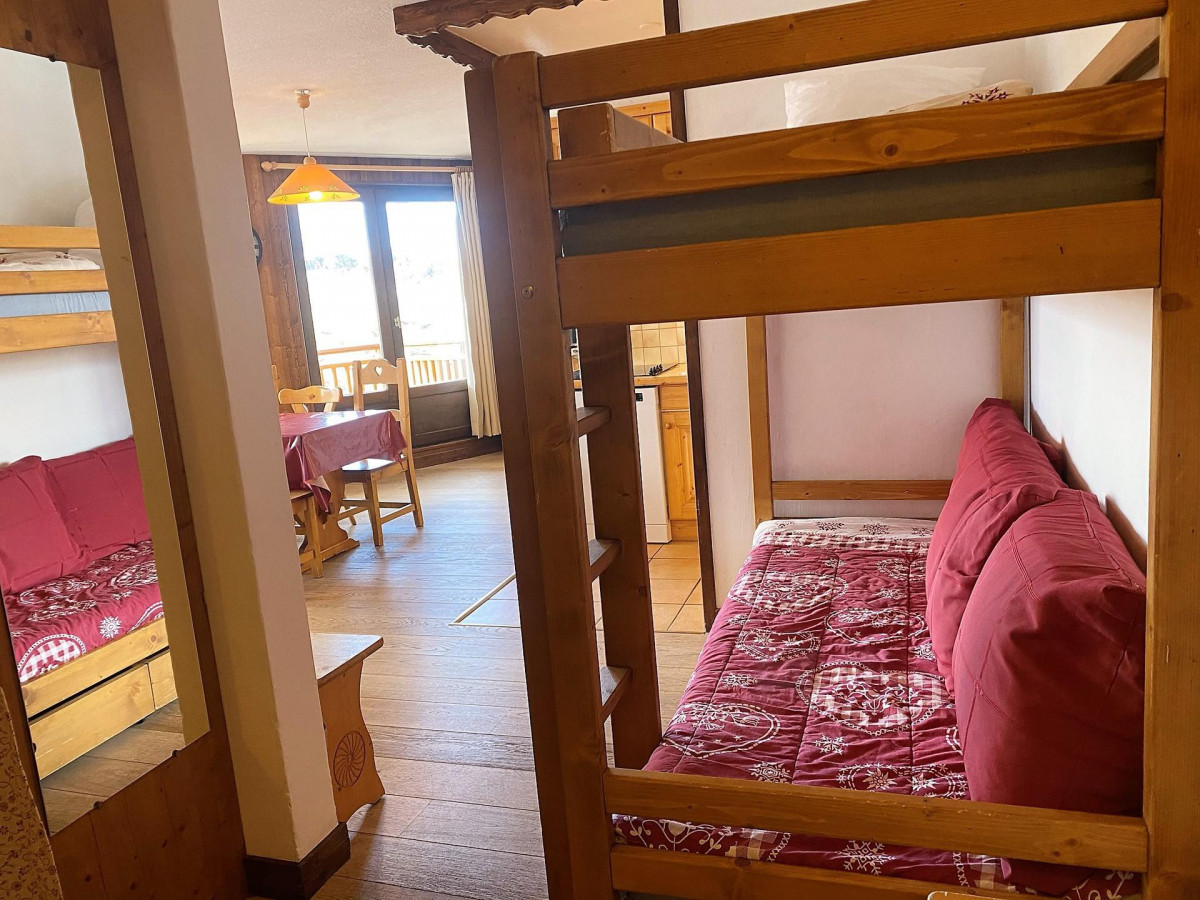 _lv_images__lot_0000110027_09_19092255