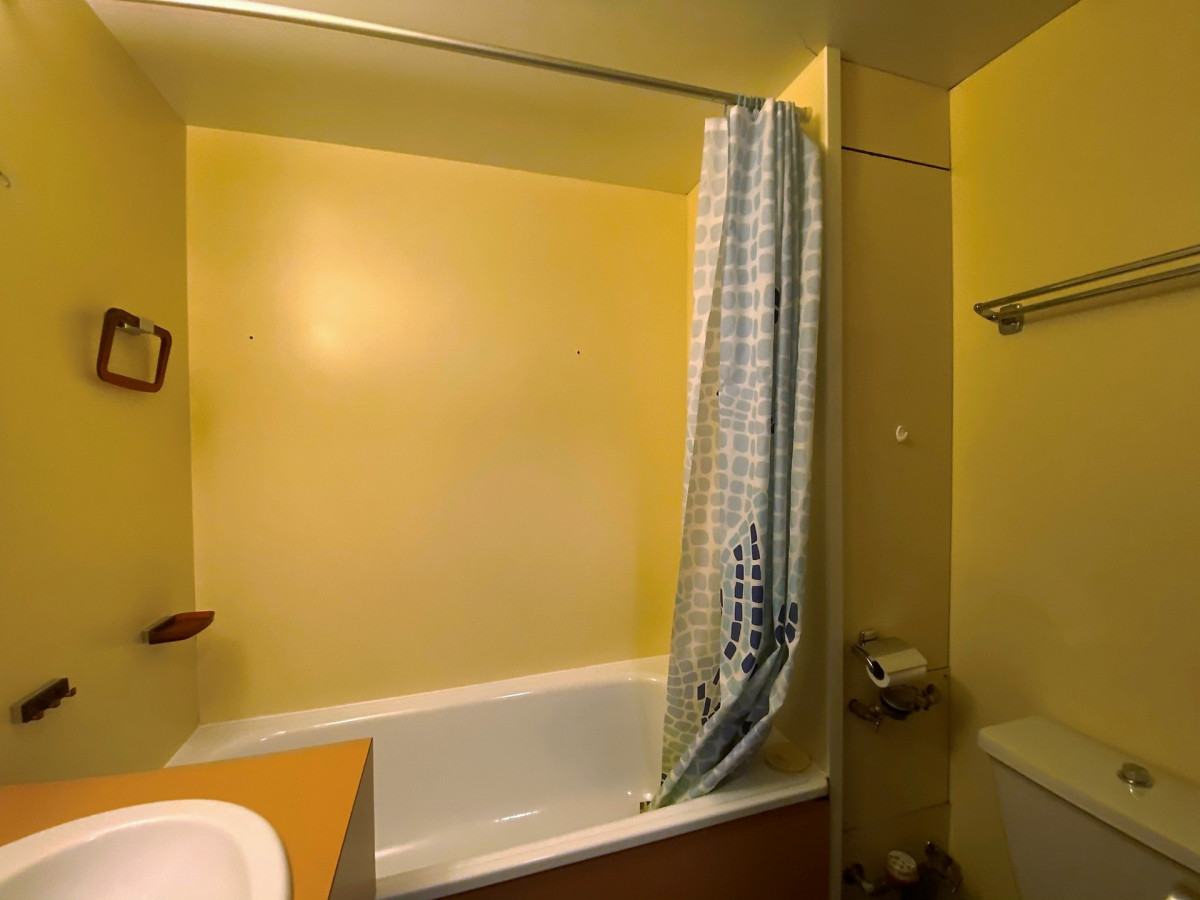 _lv_images__lot_0000120506_07_19049327