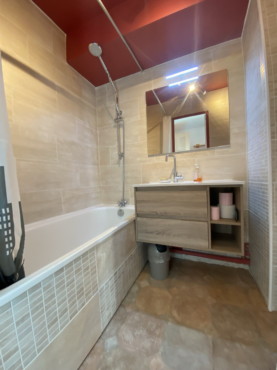 _lv_images__lot_0000170132_05_19048438