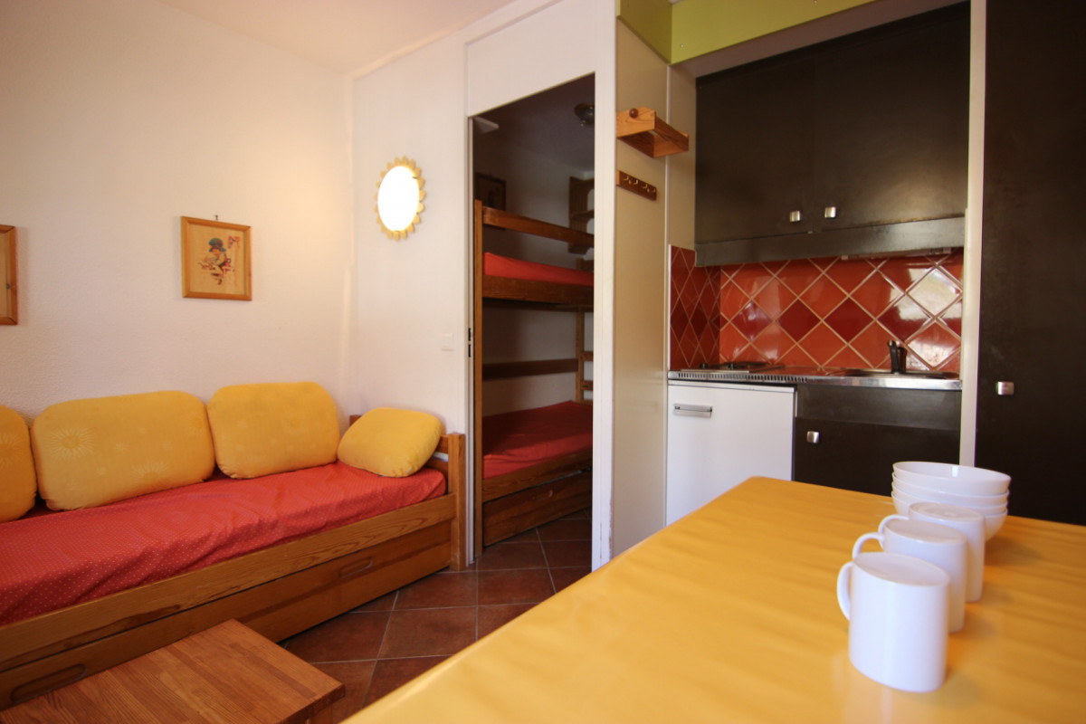 _lv_images__lot_0000200124_06_16653515