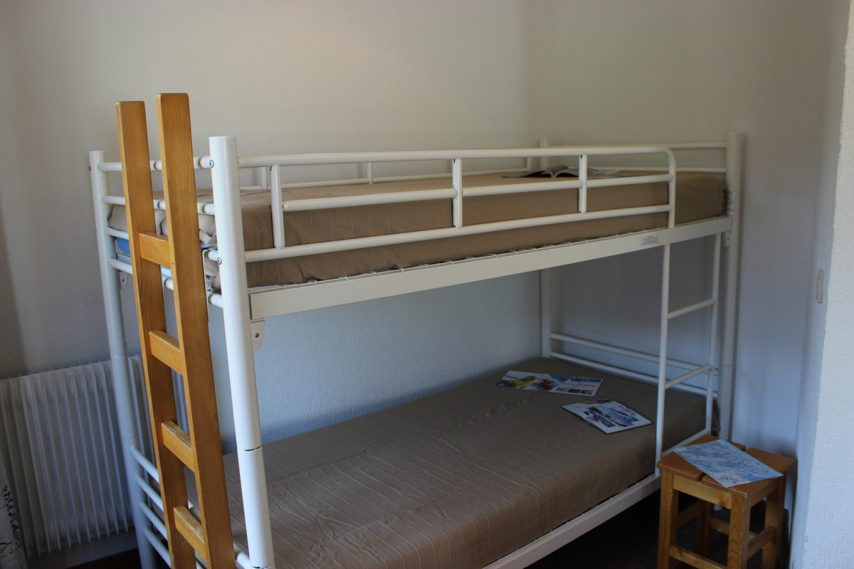 _lv_images__lot_0000220006_06_16037854 _lv_images__lot_0000220006_06_16037854