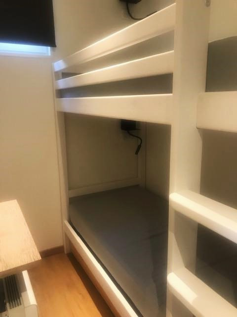 _lv_images__lot_0000250076_07_16877837