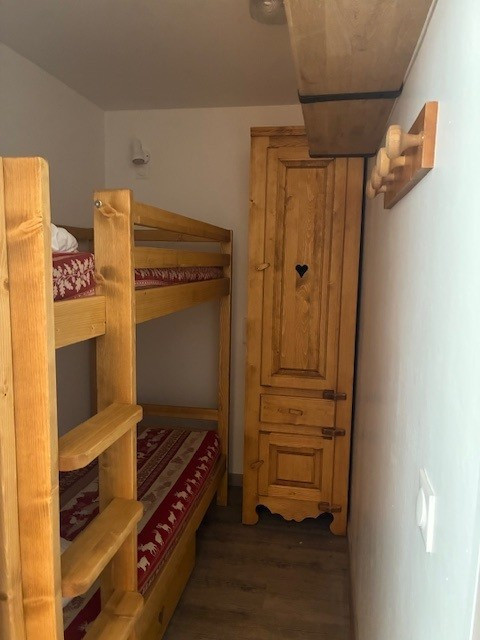 _lv_images__lot_0000290675_05_17538973