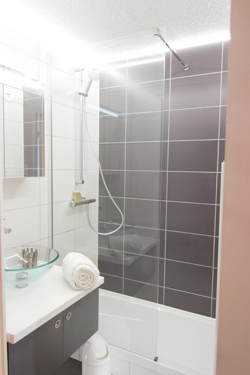 _lv_images__lot_0000480029_03_16024189 _lv_images__lot_0000480029_03_16024189