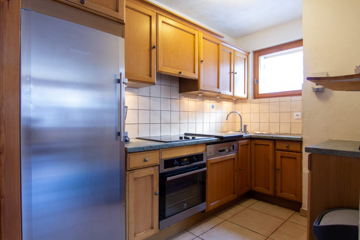 _lv_images__lot_0000480061_02_18572192