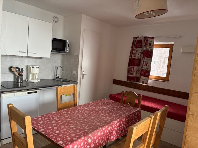 _lv_images__lot_0000480096_07_16038519