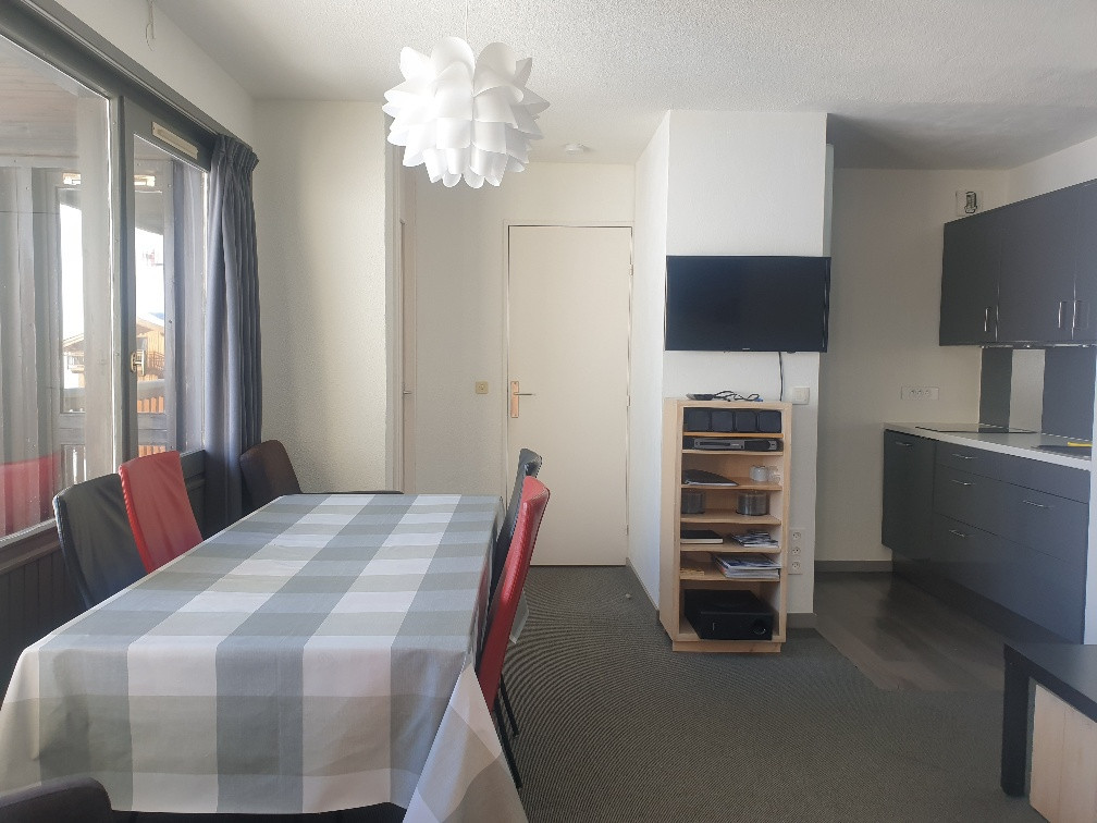 _lv_images__lot_0000480098_02_17612946