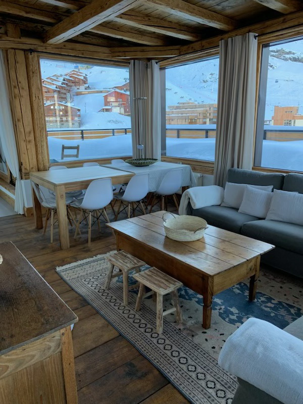 _lv_images__lot_0000480107_02_16831981