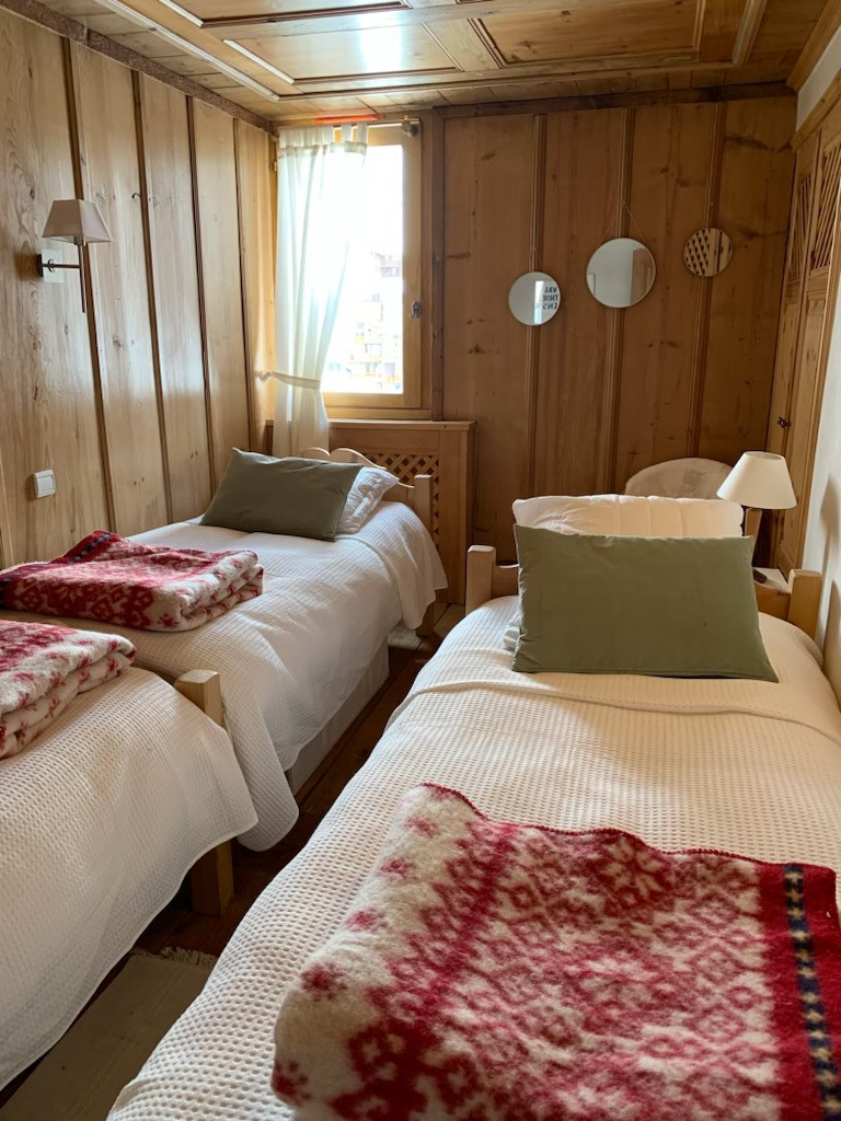 _lv_images__lot_0000480107_05_17595599