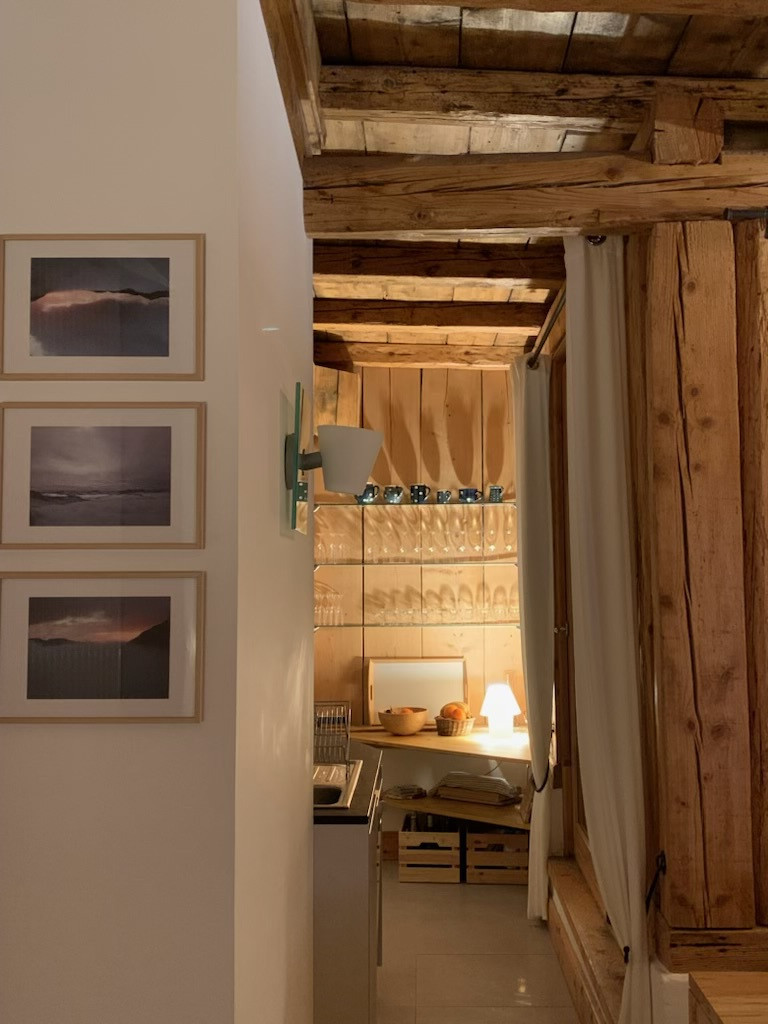 _lv_images__lot_0000480107_08_16241241