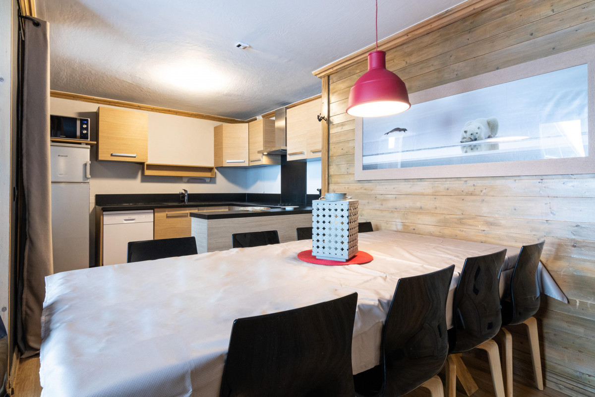 _lv_images__lot_0000480120_02_17571599