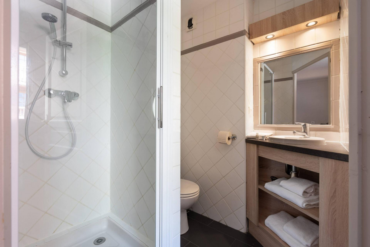 _lv_images__lot_0000480138_04_15770378 _lv_images__lot_0000480138_04_15770378