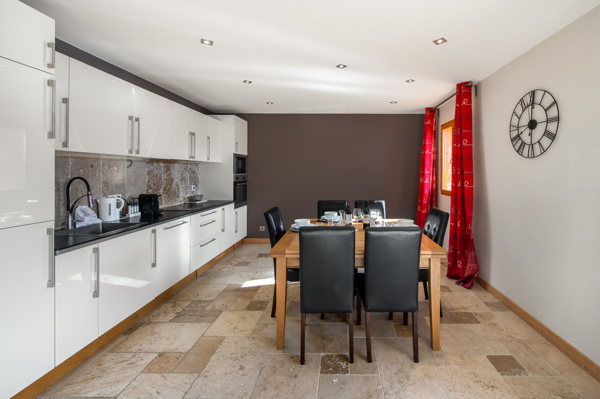 _lv_images__lot_0060511337_02_17322362