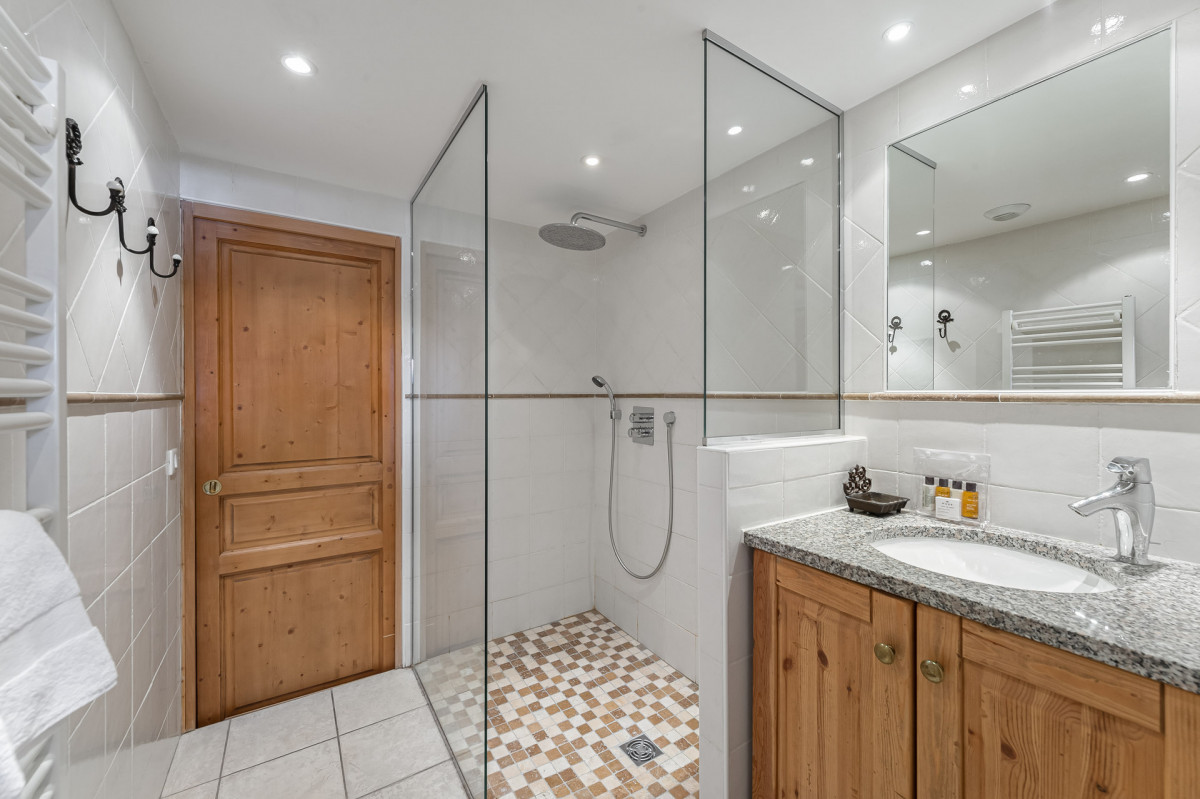 _lv_images__lot_0074061394_08_15772522 _lv_images__lot_0074061394_08_15772522