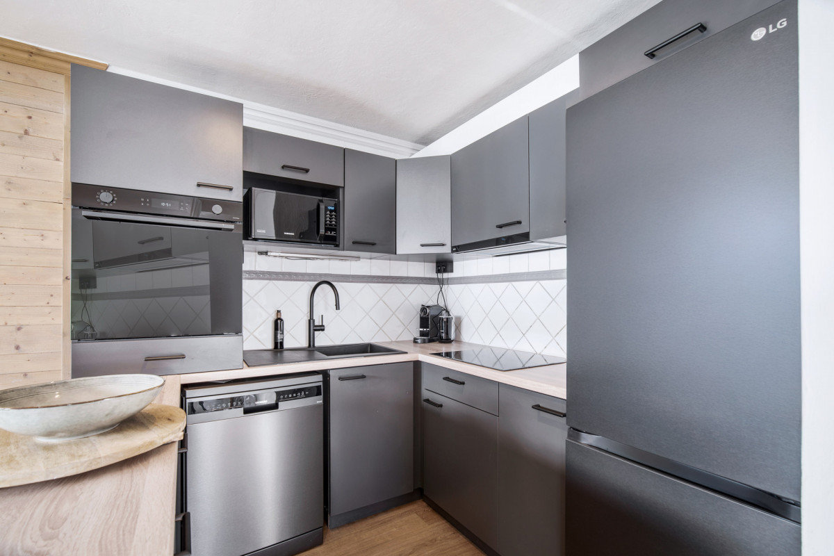 _lv_images__lot_0075553689_05_16963682