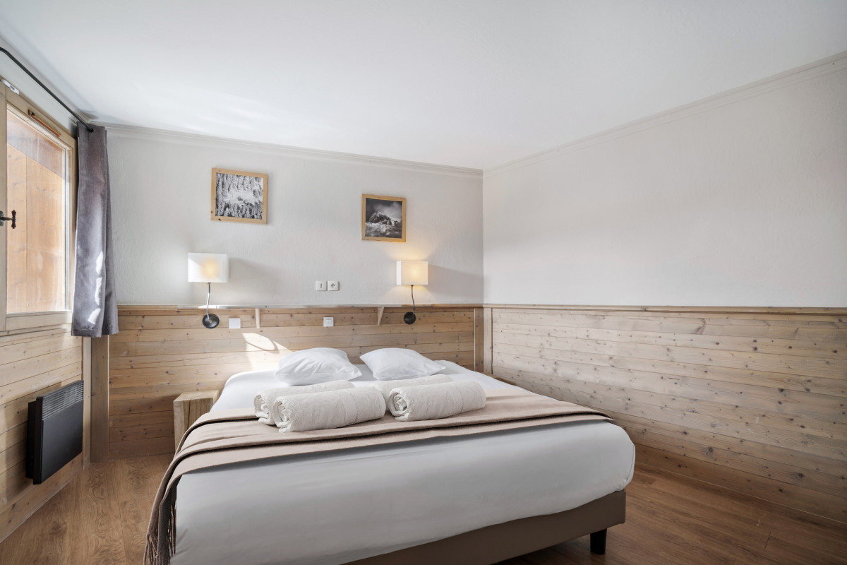 _lv_images__lot_0075553720_11_15878391