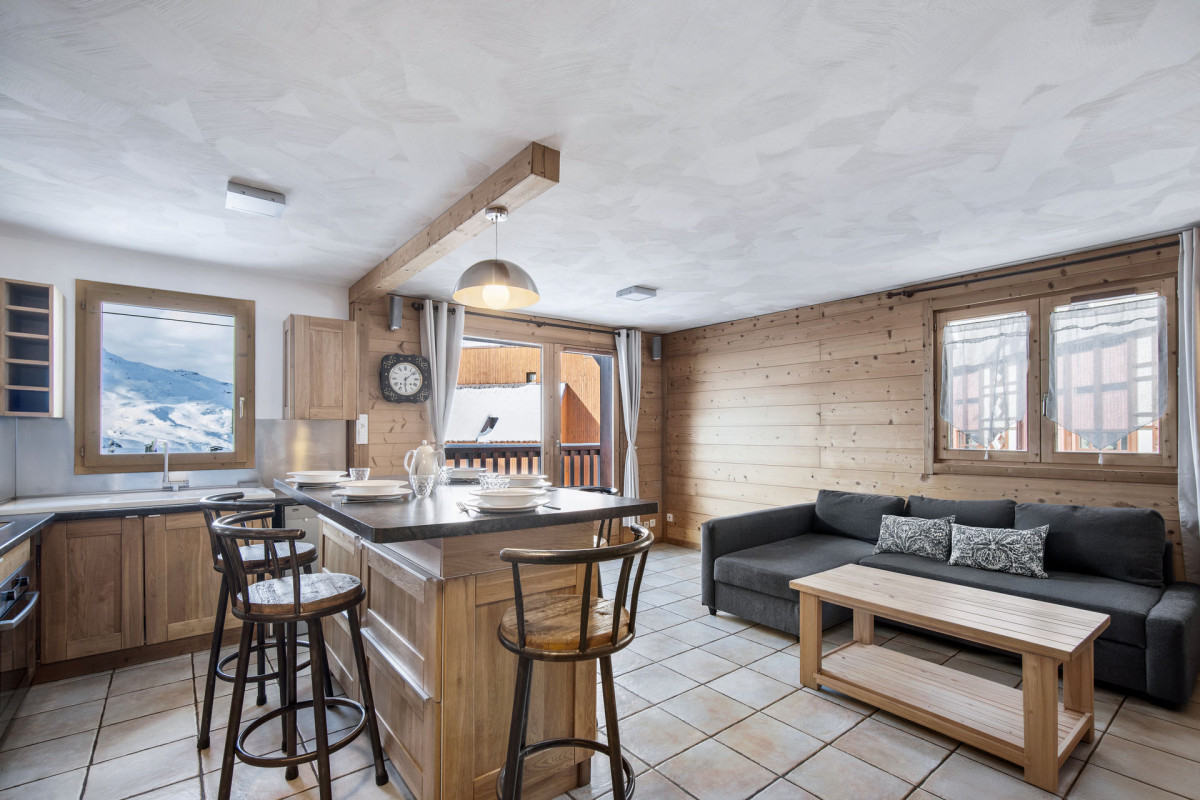 _lv_images__lot_0075553873_01_14959013